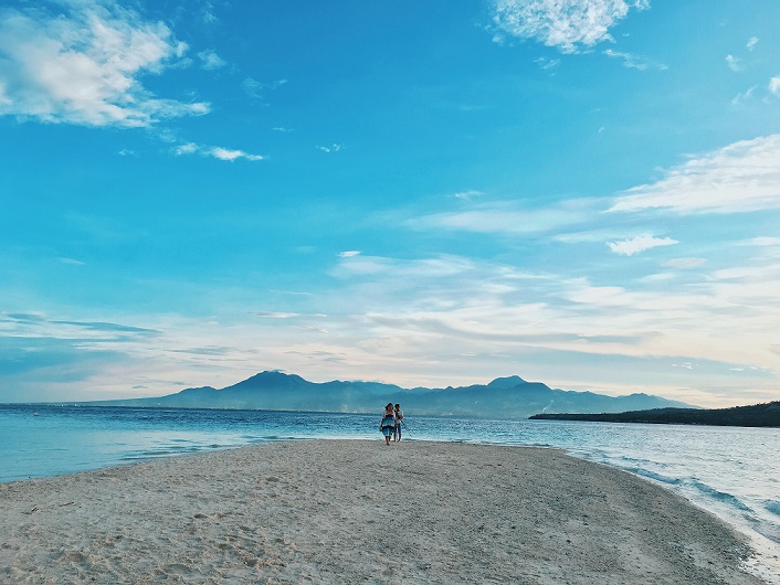THE SANCTUARY OF BEAUTY THAT IS SUMILON ISLAND